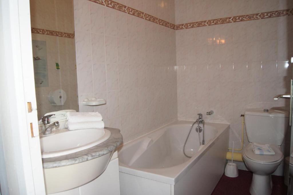Aux Trois Jean Hotel Le Crotoy Kamer foto