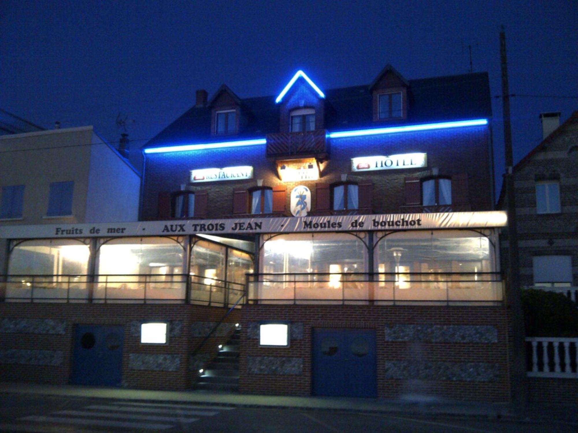 Aux Trois Jean Hotel Le Crotoy Buitenkant foto